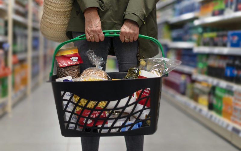 Ipsos UK Research: Increased Grocery Spending Reflects Ongoing Cost-of-Living Struggles for Britons