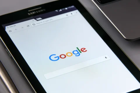 EU fines US tech