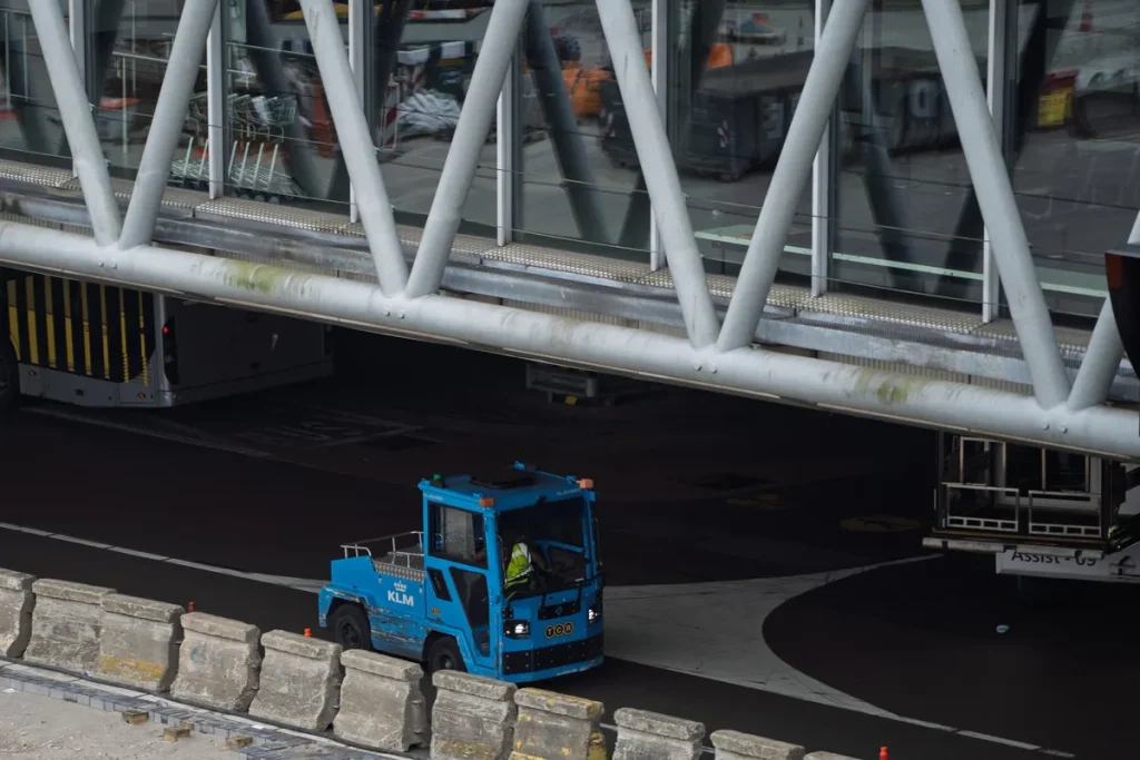 Heathrow third runway costs