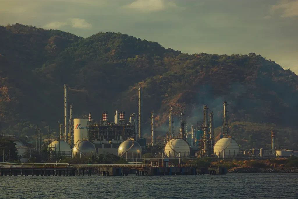 Jazan refinery attack